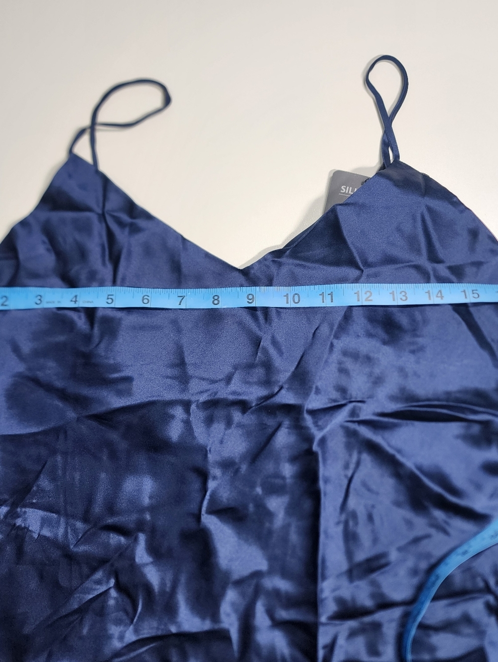 Silksilky Navy Silk Spaghetti Strap Top Womens M NWT Luxe Summer - Picture 3 of 5